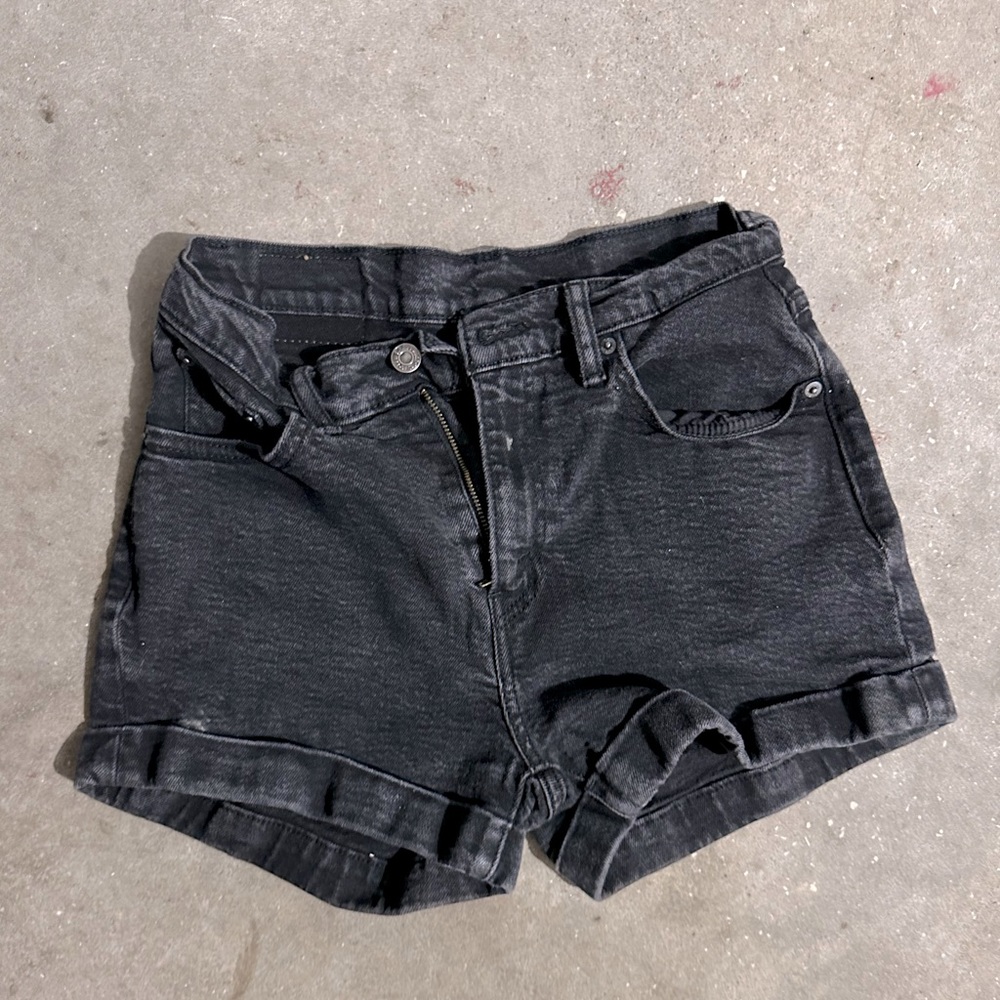 Levi’s High Waisted Cuffed Jean Denim Shorts